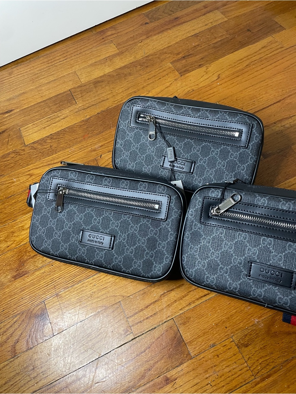 Gucci Men's Black GG Supreme Belt Bag with Red-Blue Web - Picture 2 of 4